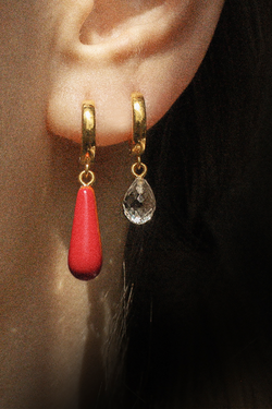 coral hoop gold by Neinties