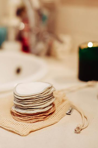 reusable makeup remover pads by Bambaw on thegreenlabels