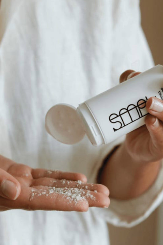 refreshing dry shampoo by SMPL on thegreenlabels