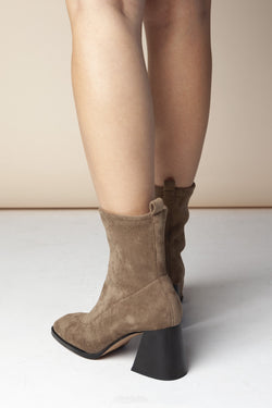 shop gabriela ante taupe heel boots by mireia playa at thegreenlabels