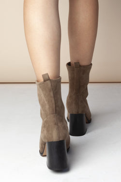 shop gabriela ante taupe heel boots by mireia playa at thegreenlabels