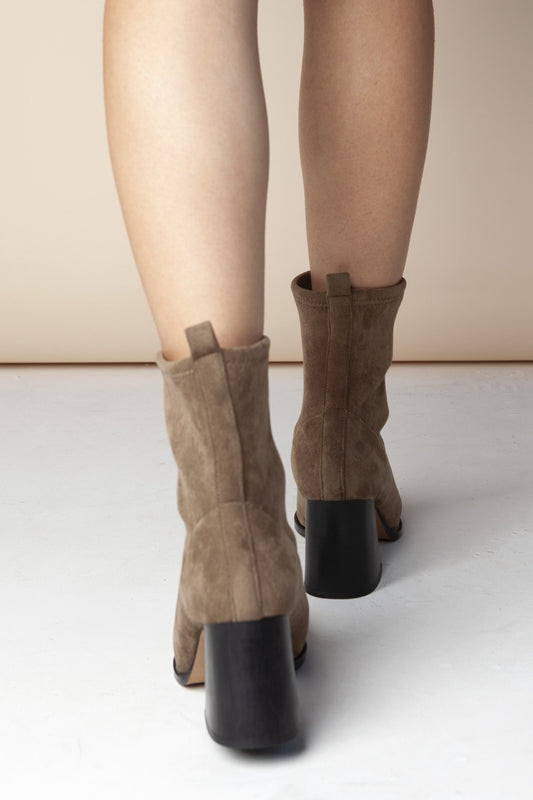 shop gabriela ante taupe heel boots by mireia playa at thegreenlabels