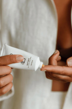 multi balm dry skin lips balm on thegreenlabels