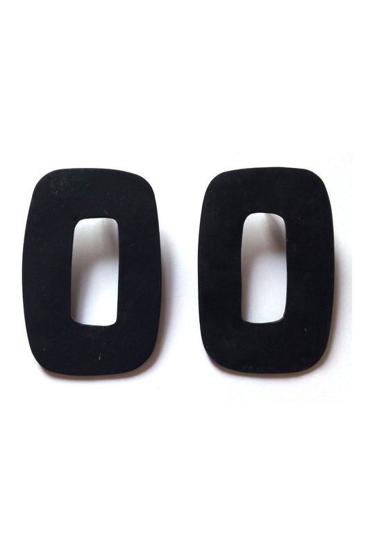 shop sagres earrings black by Hello Zephyr at thegreenlabels