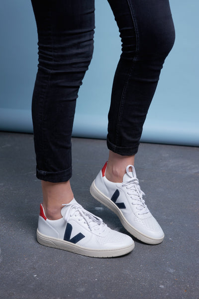 Sneakers - V-10 Sneaker Extra White Nautico Pekin <br> By Veja
