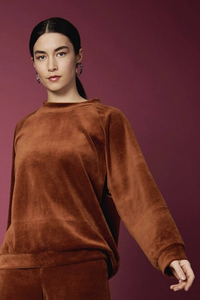 shop toulon o-sweater brick by jan n june at thegreenlabels