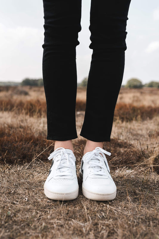 v-10 sneaker extra white black by Veja on thegreenlabels.com