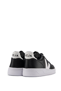 v-10 leather sneaker black white by Veja on thegreenlabels