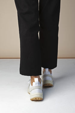 shop venturi white pierre natural sneaker by veja at thegreenlabels