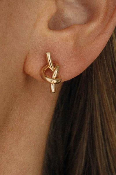 small knot earring gold <br> by sunny afternoon