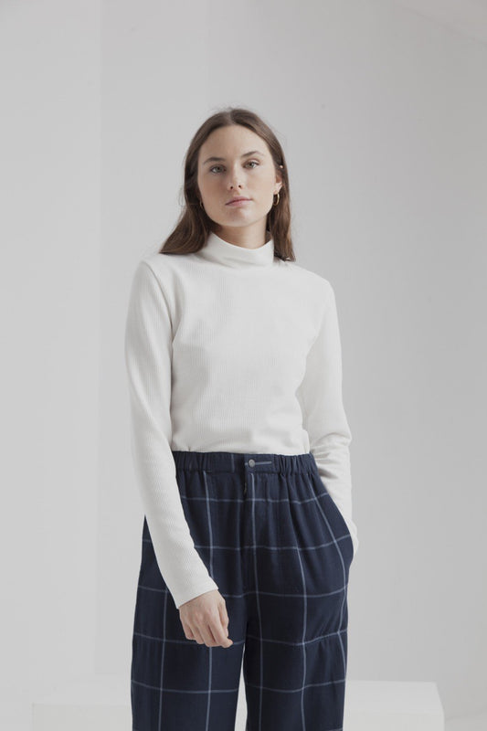 ellen waffle turtleneck white by Thinking Mu on thegreenlabels