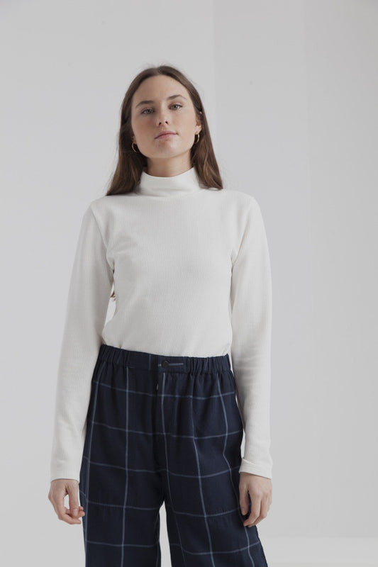 ellen waffle turtleneck white by Thinking Mu on thegreenlabels