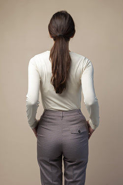 Shop yakamoz blouse ecru by Signe at thegreenlabels